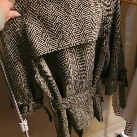 Kismet Herringbone Tweed Pea Coat - Picture 9 of 14